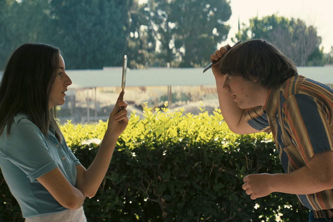 ‘licorice pizza’ e il profondo senso di nostalgia di paul thomas anderson