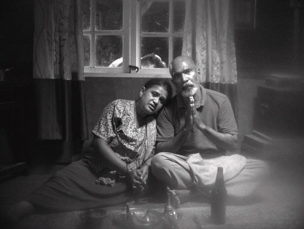 i coniugi protagonisti di «Bleat!» di Ananth Subramaniam